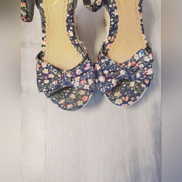 MIA Karmen Floral Wedge Heel Espadrille Sandal Size 7.5 Ankle Stap Peep Toe - Picture 4 of 5